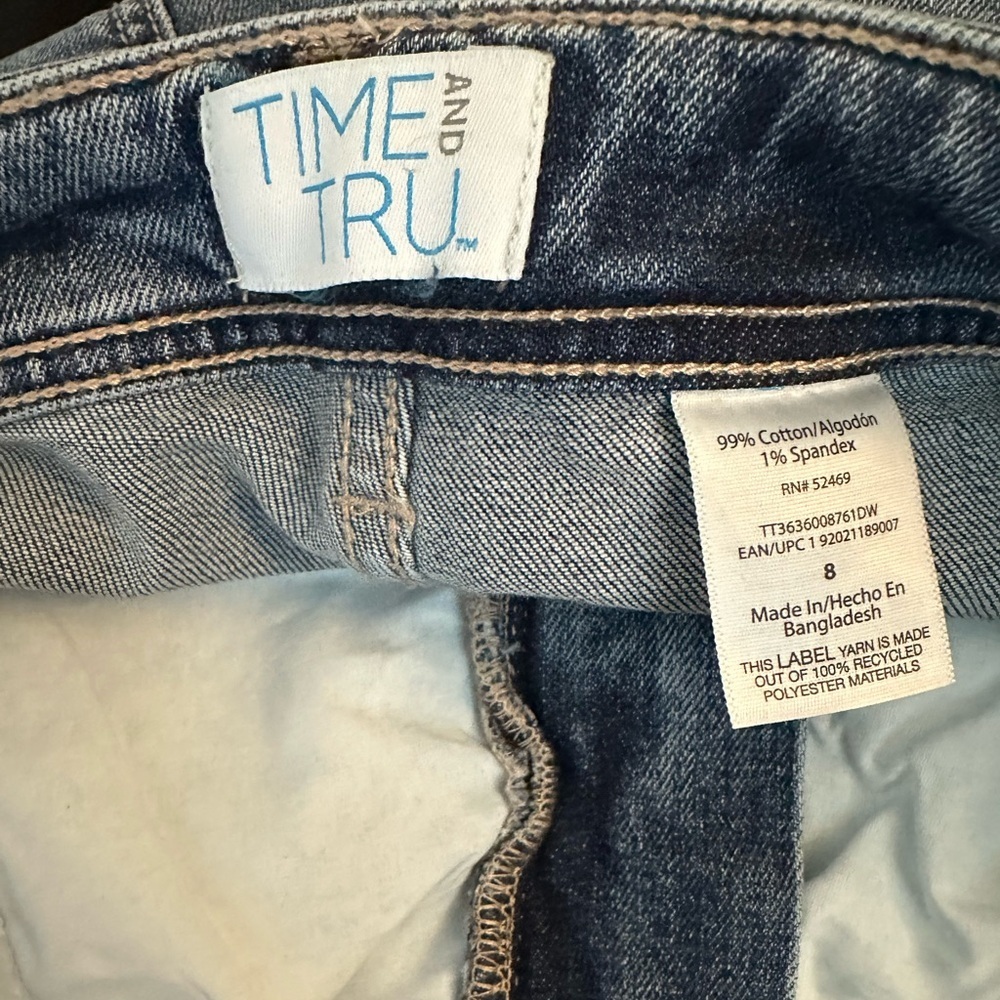 Time and Tru Women's Boyfriend Jeans - Picture 5 of 9